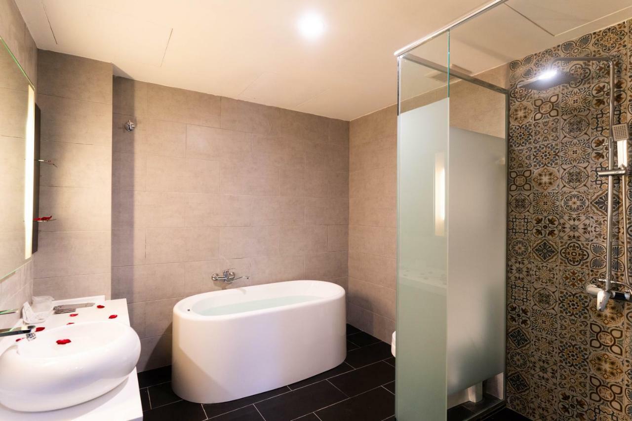 Artworks Hotel Ипох Экстерьер фото
